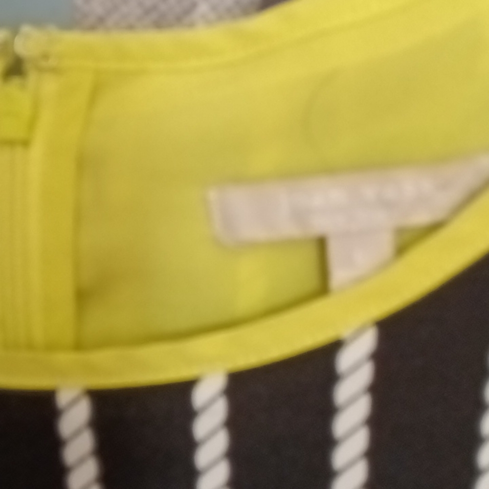 FINAL PRICE joan vass New York black/white braided stripes yellow-green lining L
